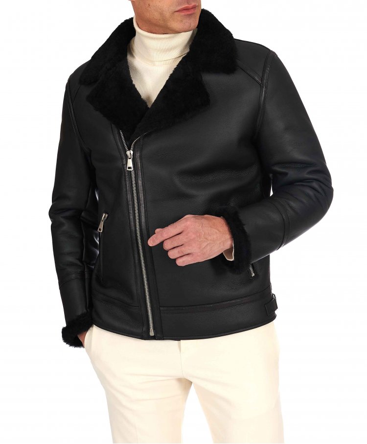 Chiodo Montone Shearling nero con cerniera trasversale