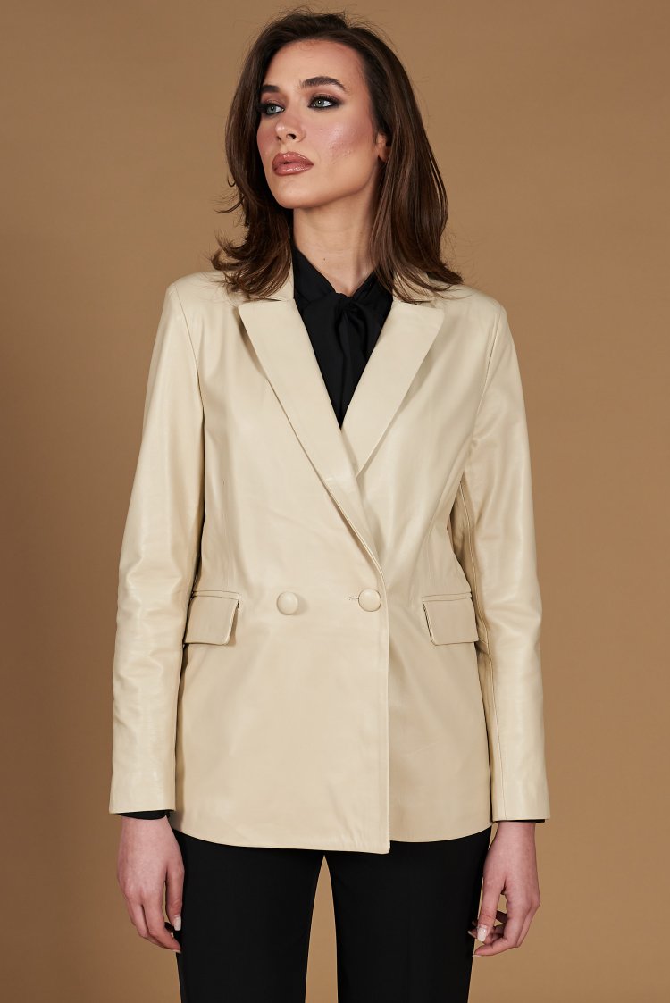 Blazer doppiopetto in pelle...